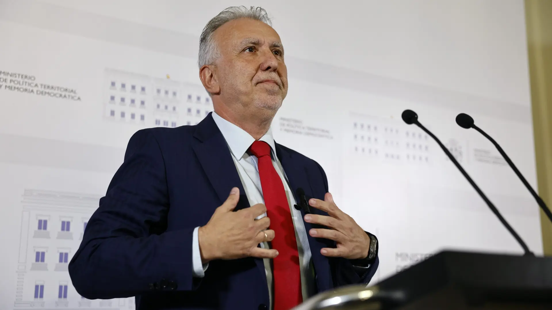 Moncloa respira con Torres y admite que no las tenía todas consigo tras el caso Cerdán: "Llevamos asustados mucho tiempo"