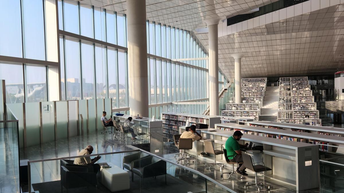 La espectacular Biblioteca Nacional de Qatar: un edén de libros para huir del infierno