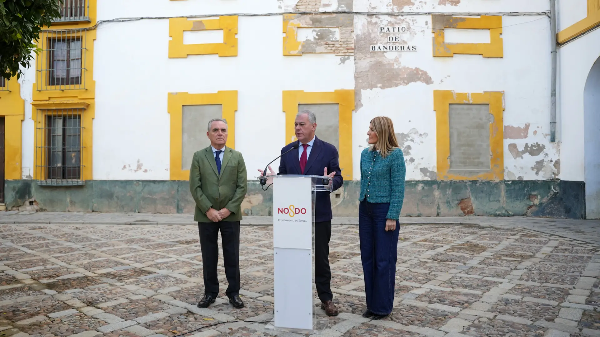 El Ayuntamiento de Sevilla estudia expropiar al Estado la casa número 10 del Patio de Banderas por "daños" en el Alcázar