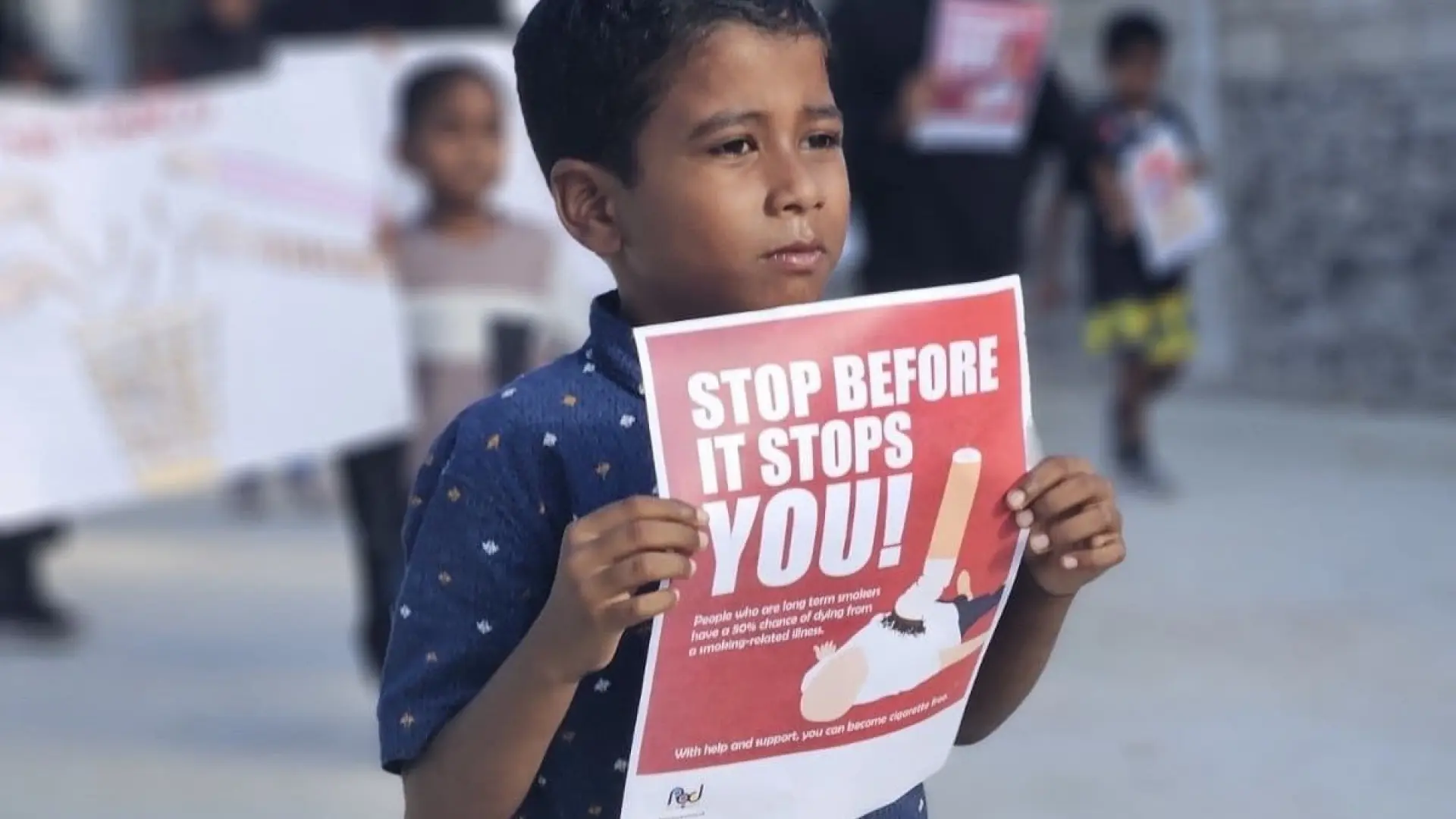 Maldivas prohíbe fumar a los nacidos a partir de 2007