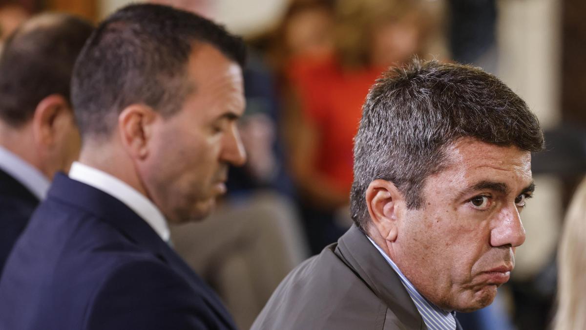 Mazón anunciará mañana qué ha decidido tras hablar varias veces con Feijóo