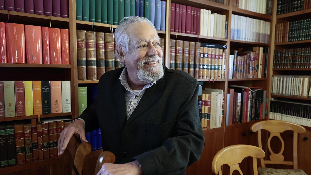 Gonzalo Celorio: “Negar la hispanidad es algo tan grave como si nos suicidáramos a medias”