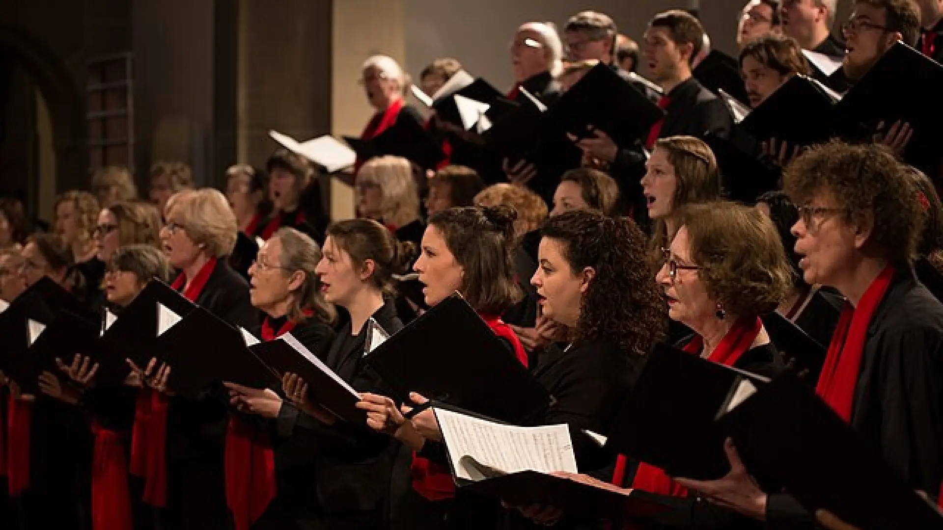 Cantar en un coro reduce el riesgo de sufrir un ataque cardiovascular, según un nuevo estudio