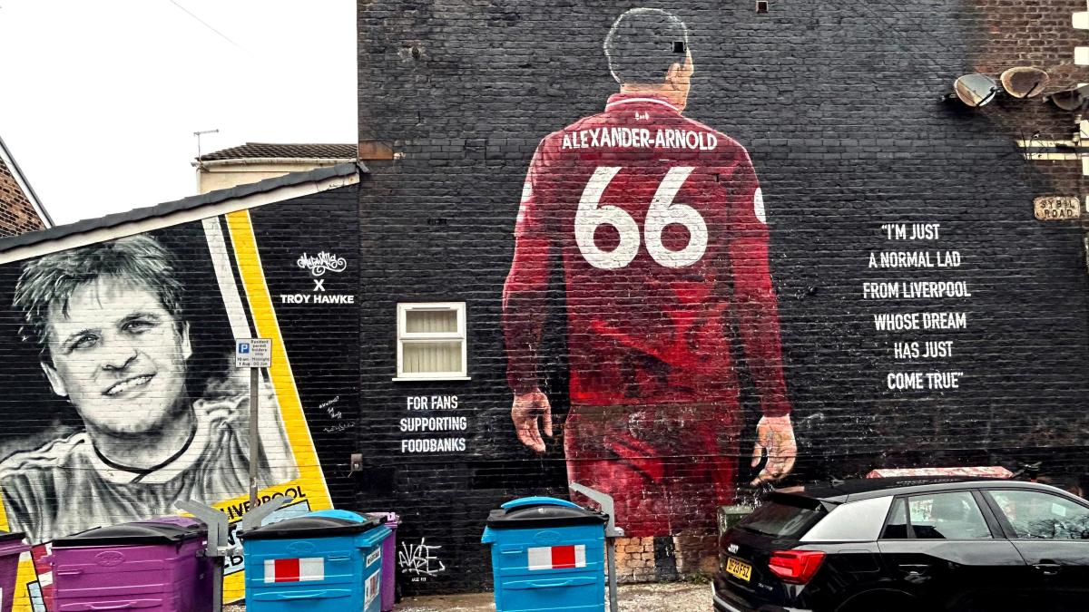 Vandalizan el mural de Alexander-Arnold en Liverpool antes del partido ante el Madrid