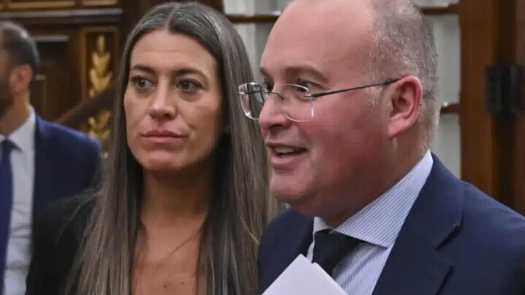 El PP rechaza una oferta de Junts para apartar a Sánchez con una moción de censura 'instrumental' sin Feijóo