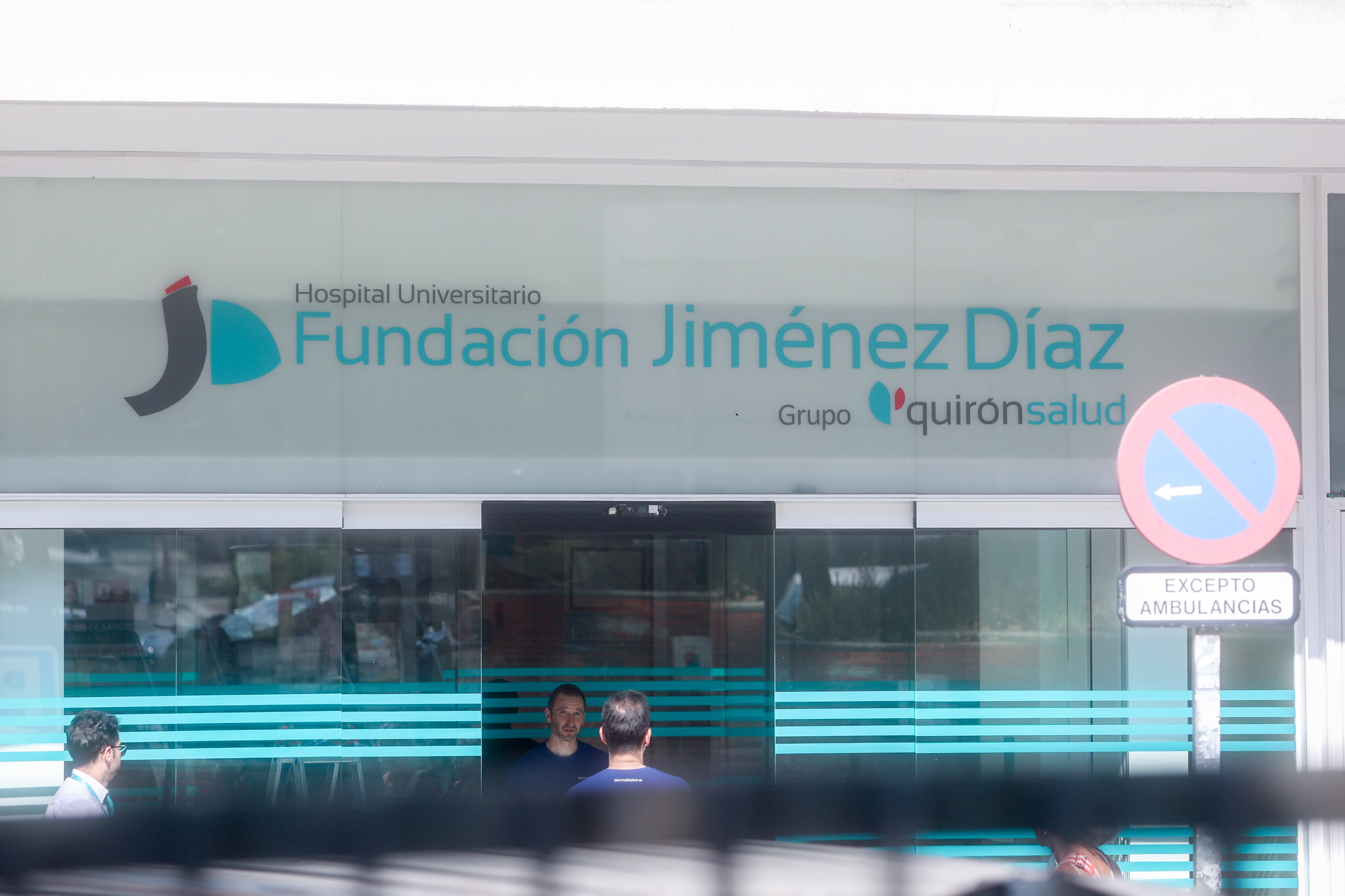 El Gobierno de Ayuso omite por primera vez la cifra de pacientes externos atendidos por Quirón, clave en su negocio creciente en Madrid