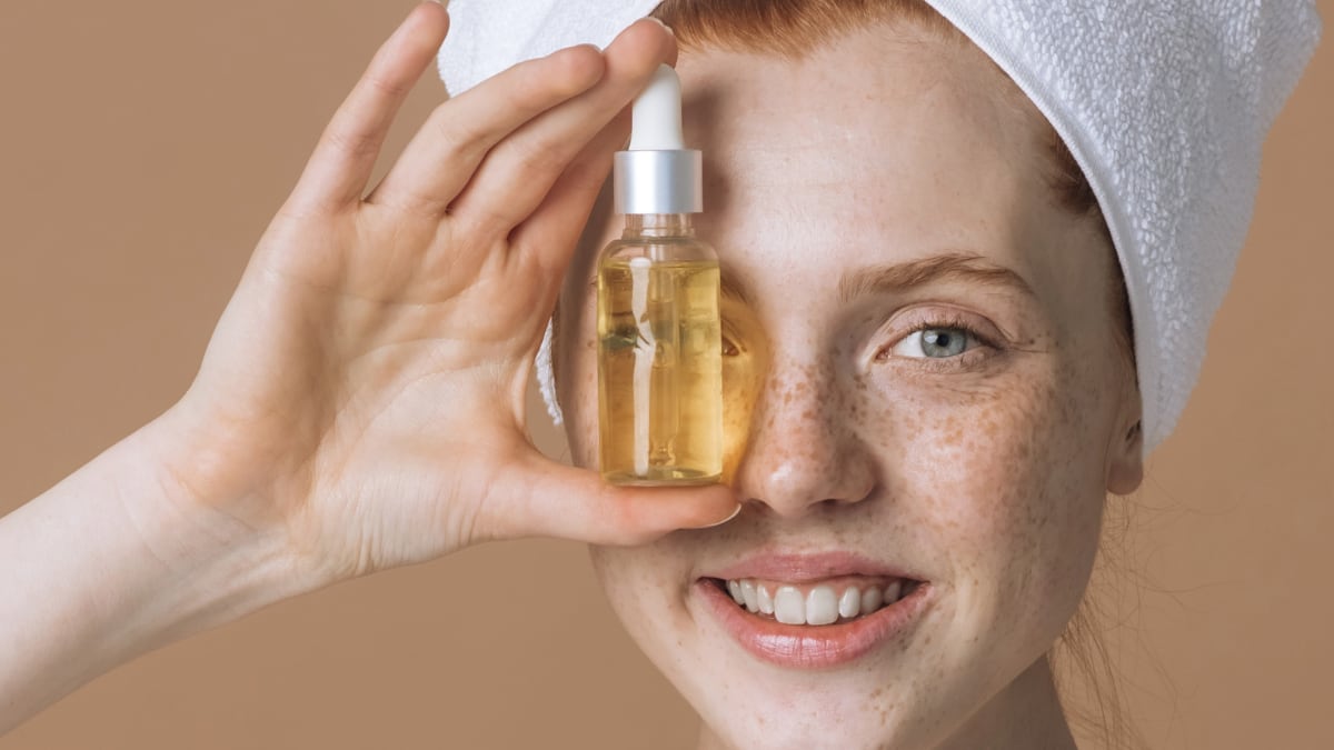 Así es el aceite desmaquillante con centella asiática que limpia, hidrata y trata imperfecciones