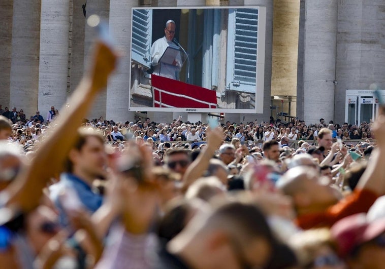 El Papa levanta la voz sobre la «violencia indiscriminada» en Sudán y denuncia la situación en la ciudad tomada por rebeldes árabes