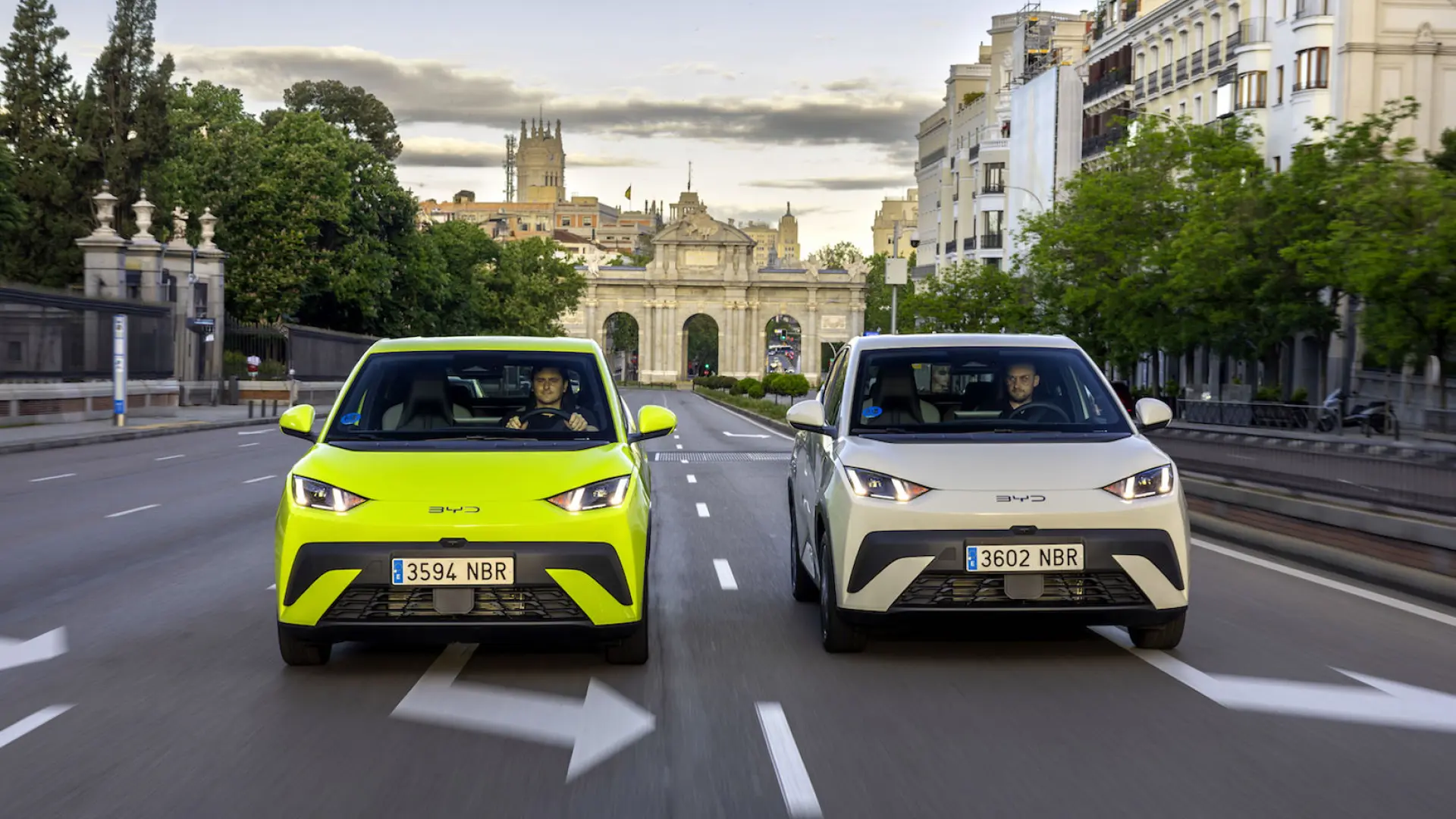 En un mes histórico para los eléctricos, BYD da la estocada con el Dolphin Surf