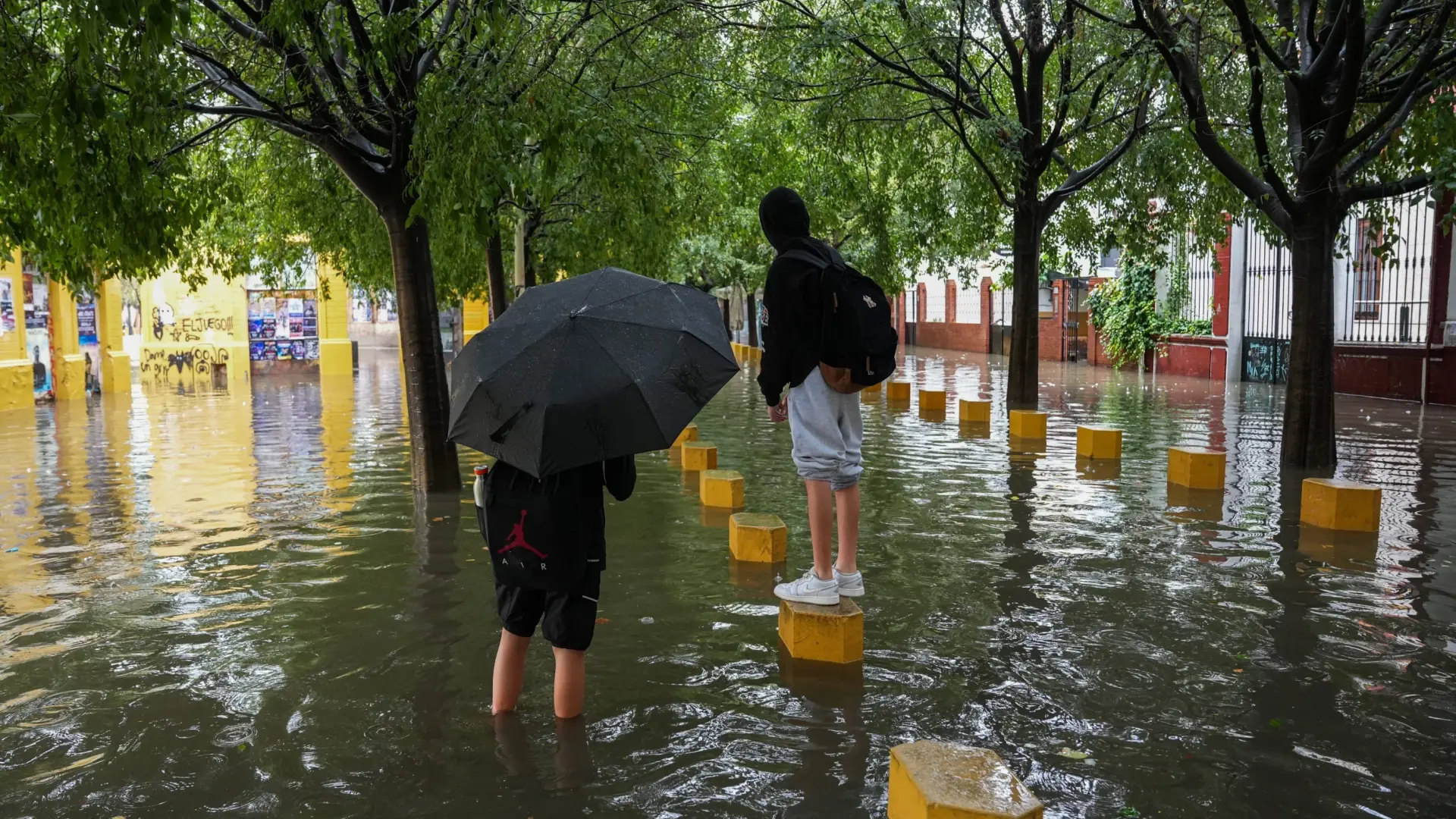 La Aemet afirma que avisó al Ayuntamiento más de 10 veces de las lluvias que colapsaron Sevilla
