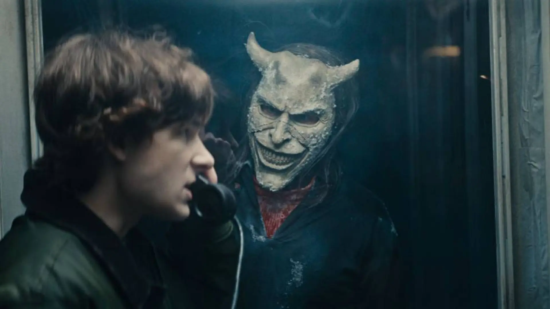 'Black Phone 2' y el reestreno de 'Regreso al futuro' toman la (floja) taquilla en Halloween