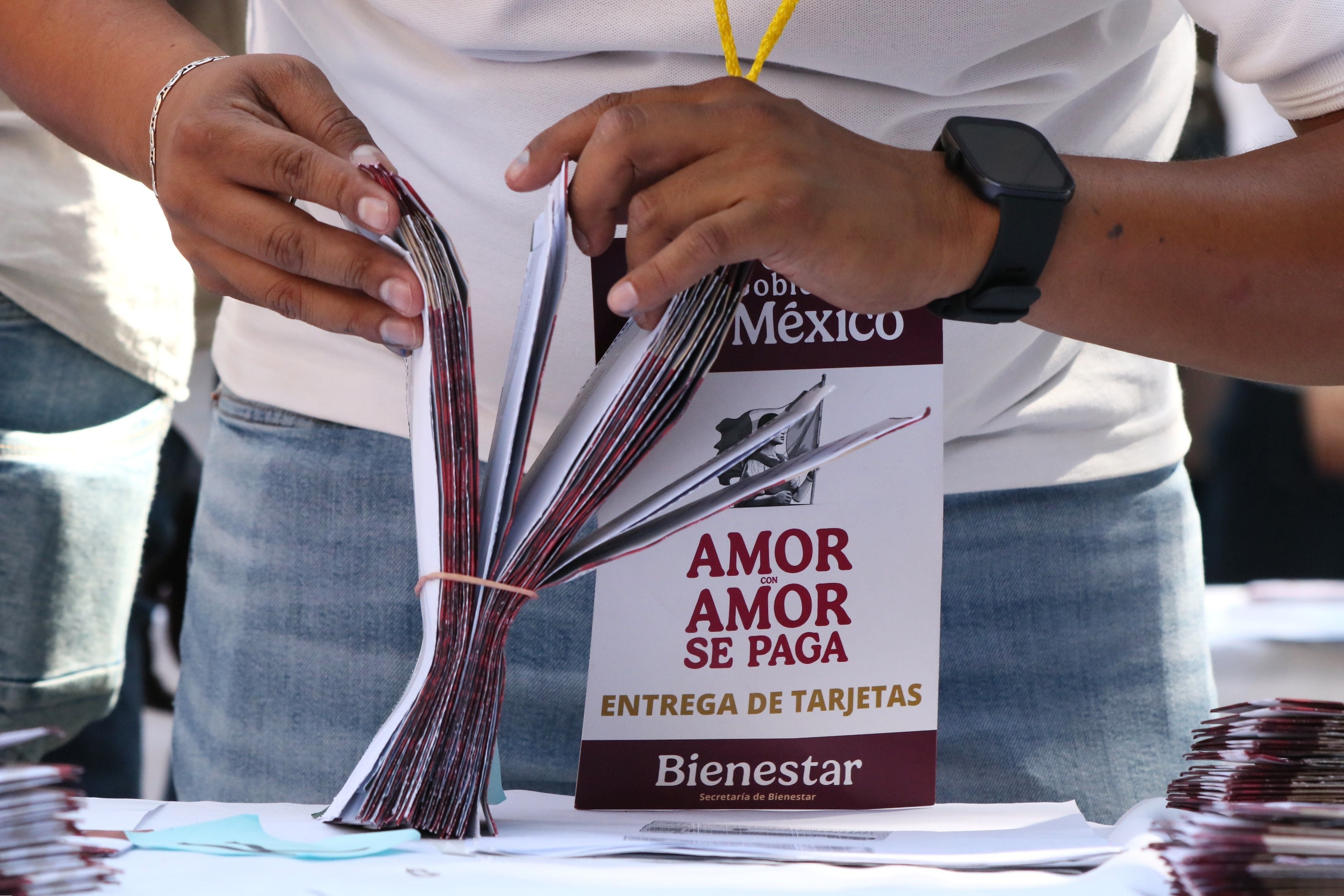 Calendario de pagos de la pensión y los programas del Bienestar en noviembre de 2025: fechas oficiales