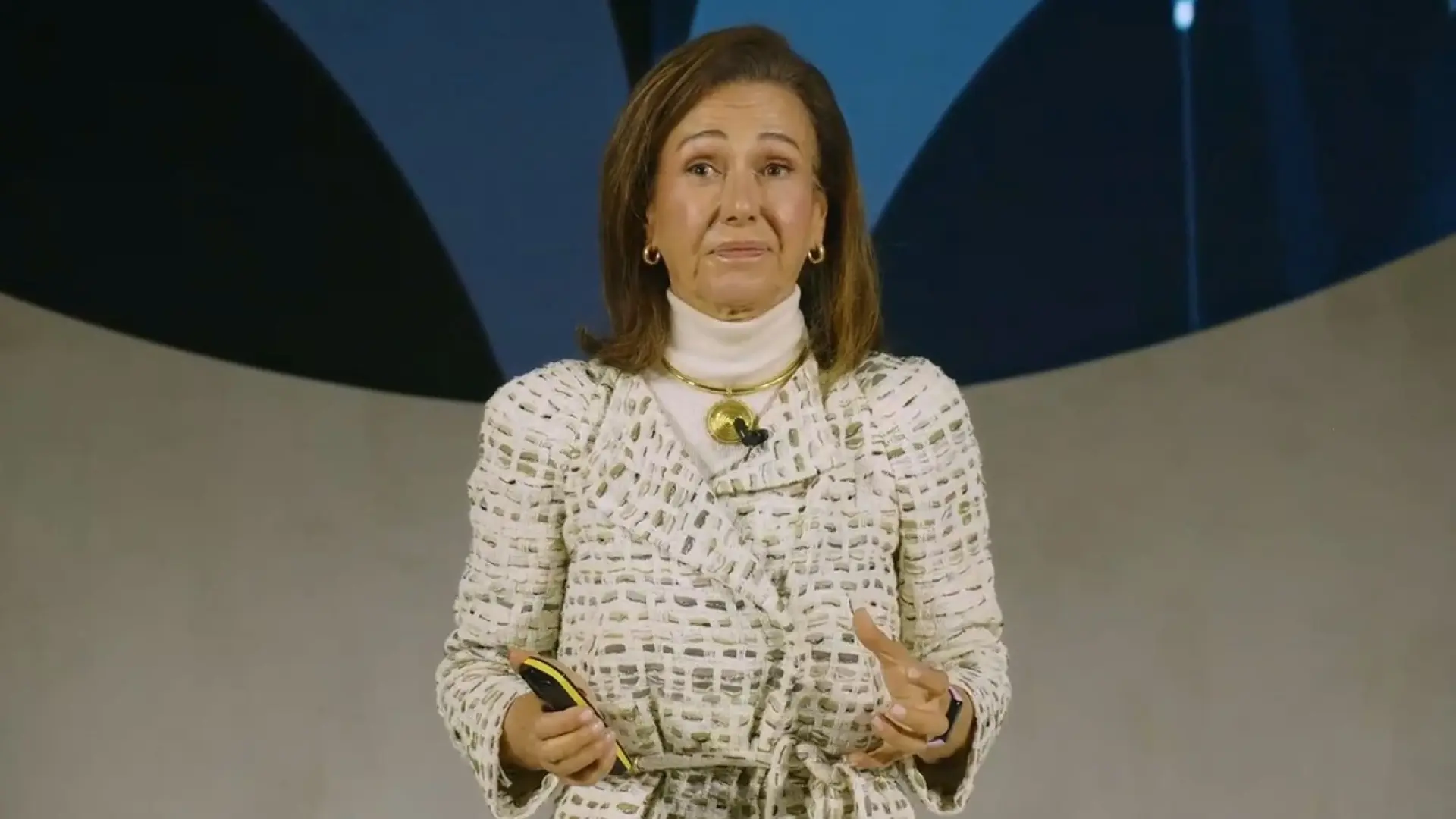 Botín advierte de que la falta de crecimiento global supone el principal riesgo para la estabilidad financiera