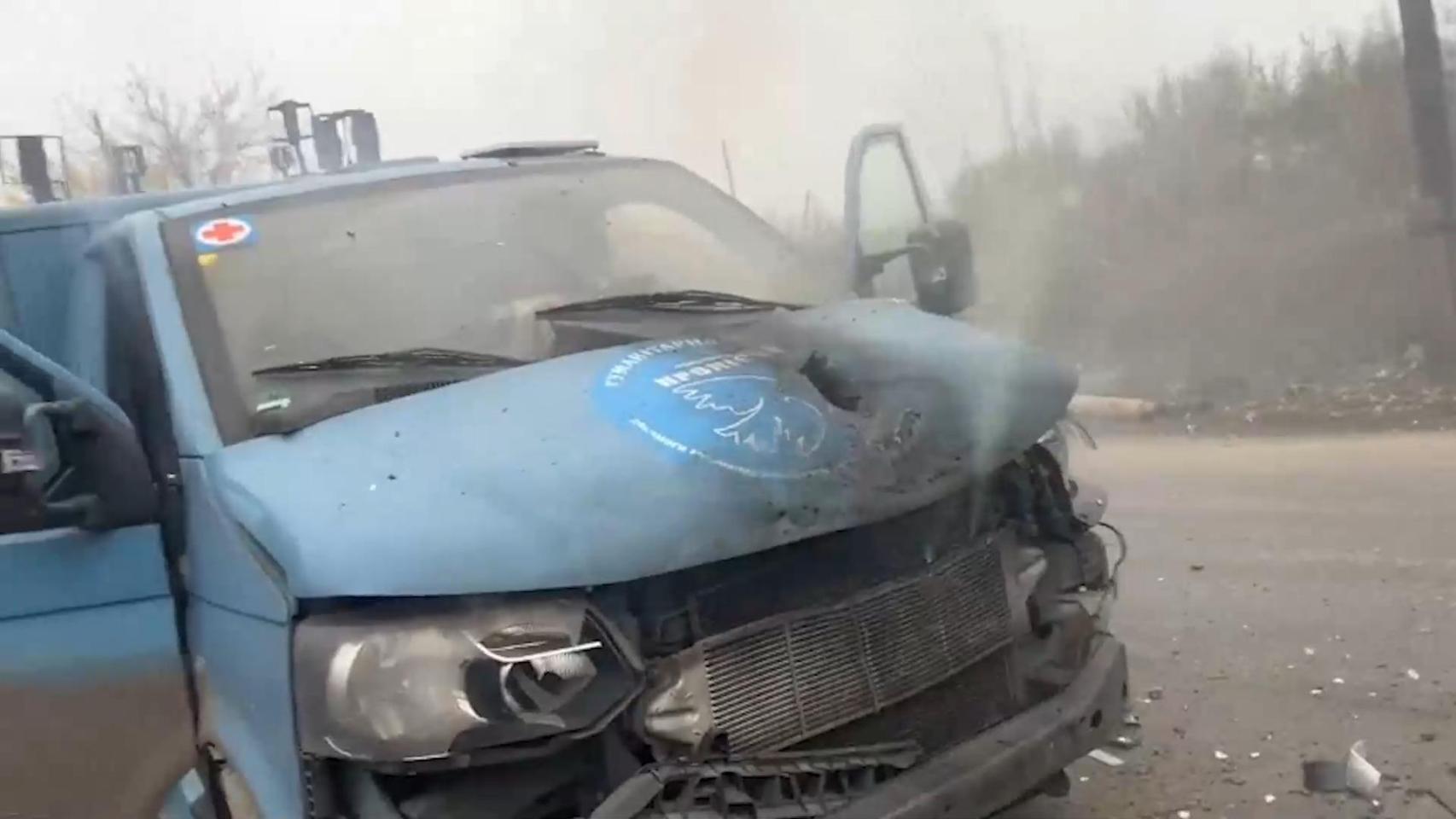 "Si no fuera por el blindado, podríamos haber muerto": Putin lanza sus drones contra la ayuda humanitaria y la prensa