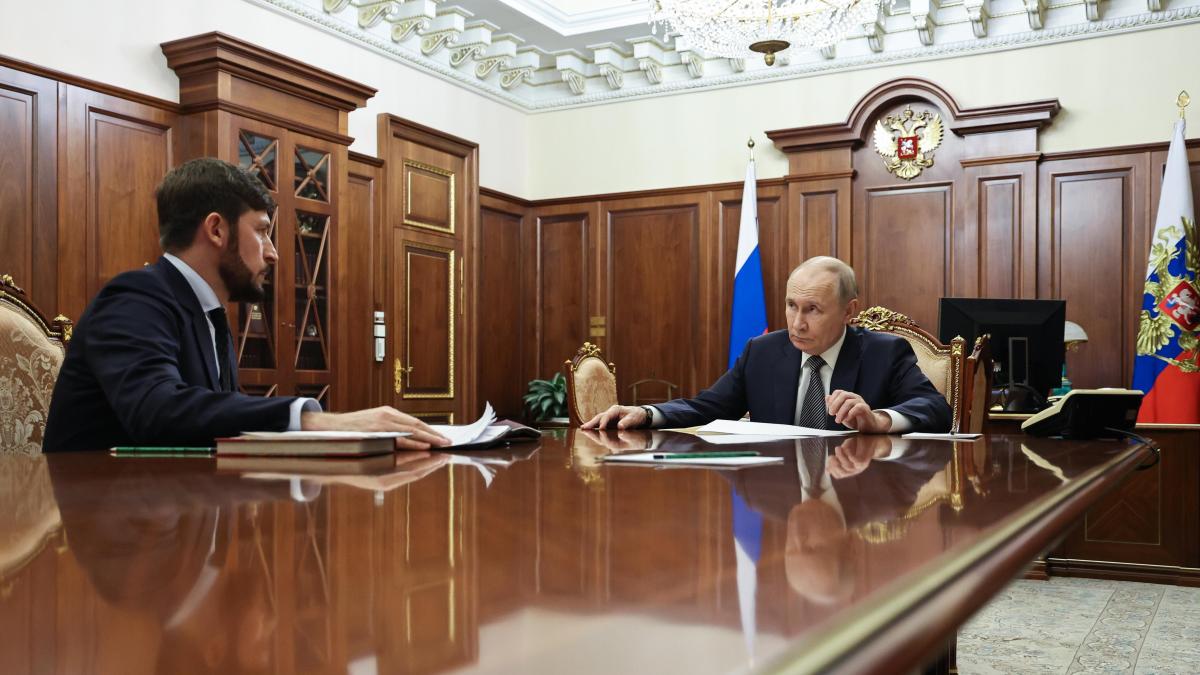 El Kremlin admite contactos con Venezuela sobre una eventual ayuda a Maduro